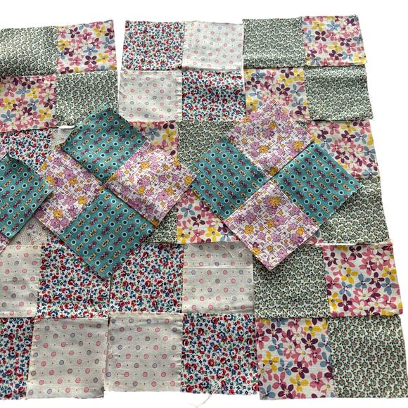 Hand Sewn Patchwork quilt squares (15) multicolor blocks cotton 1940s 4-patch - Picture 4 of 10